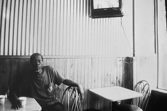 Charles Cafe